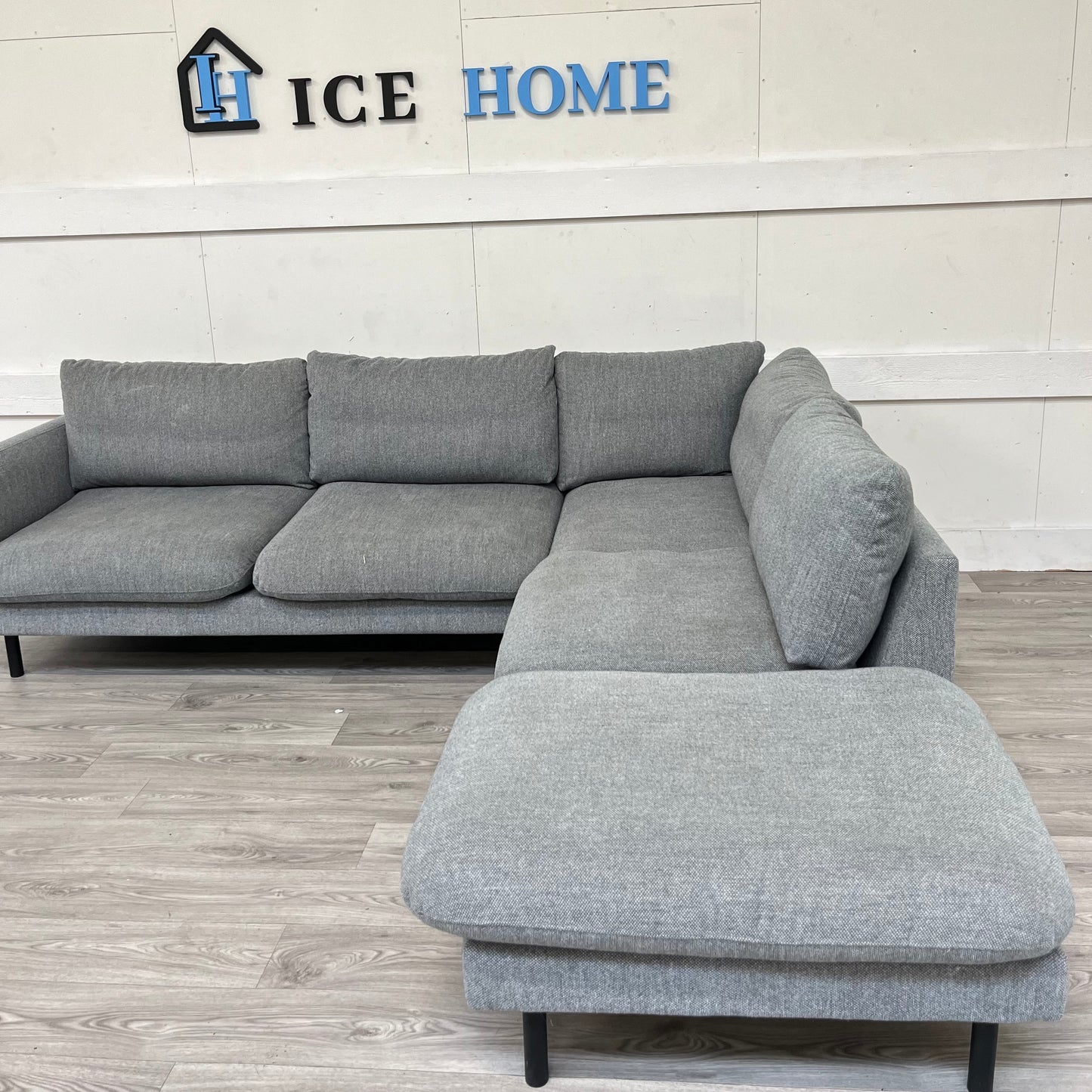 ILVA L-Soffa (NYPRIS /22999 kr)
