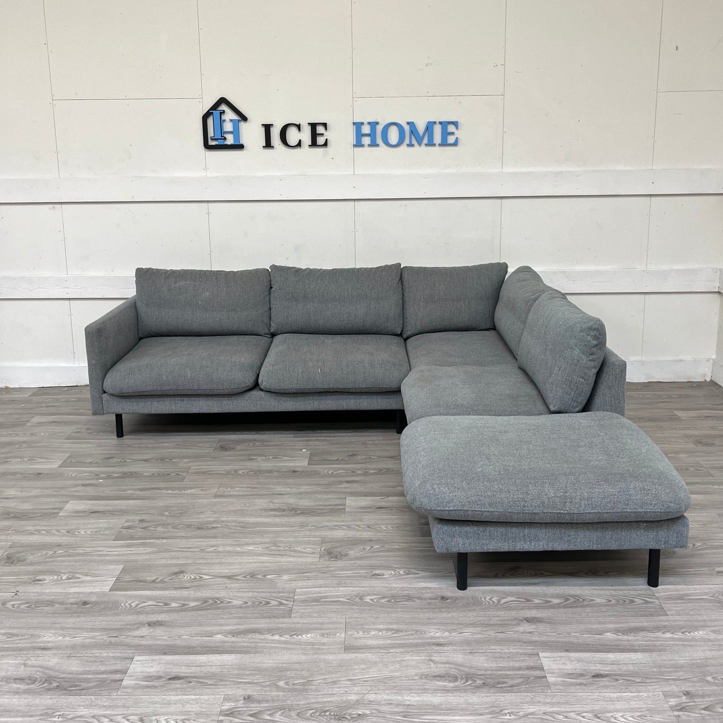 ILVA L-Soffa (NYPRIS /22999 kr)