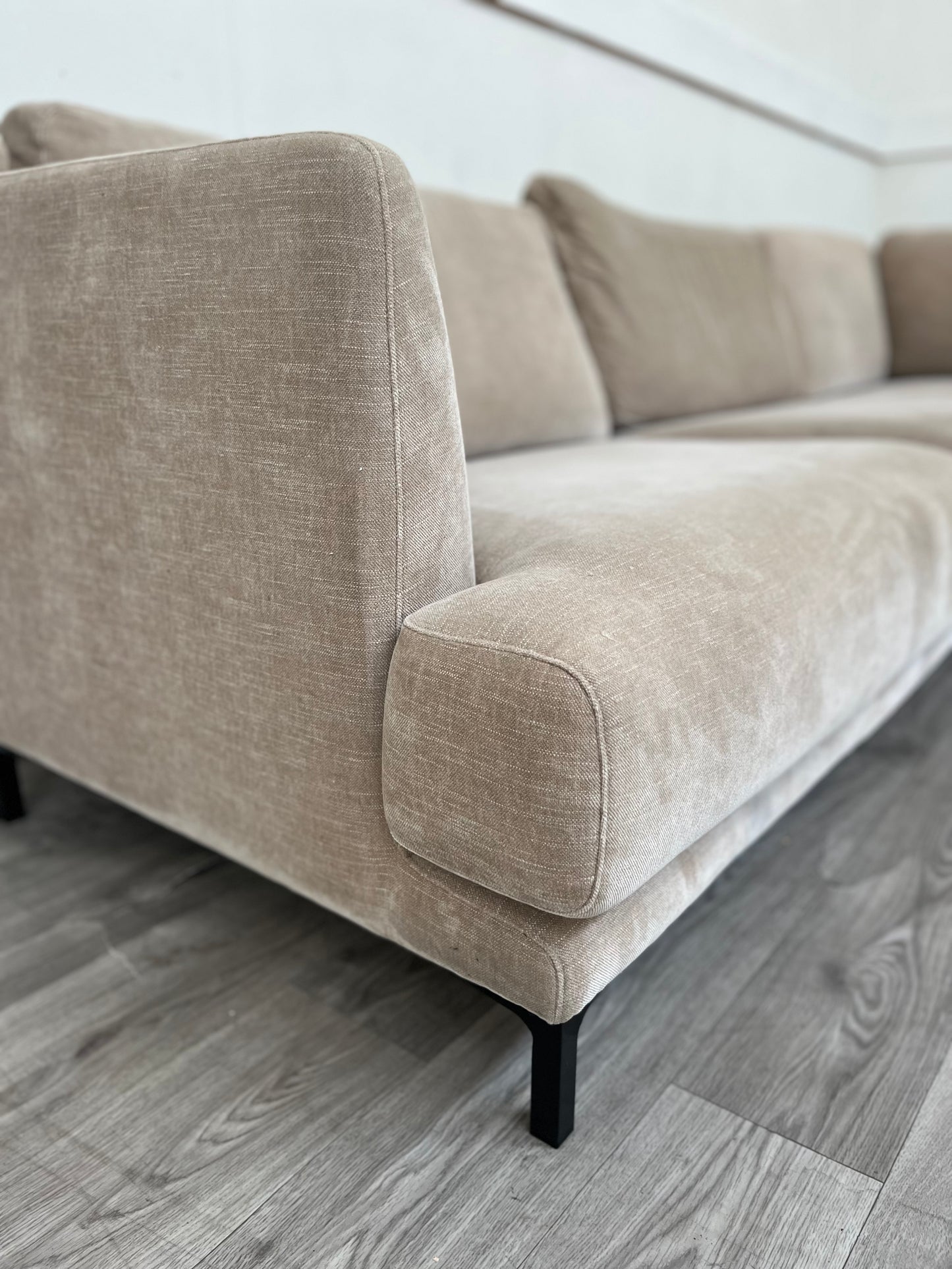 Macy SANDBEIGE 3-sits soffa med divan höger