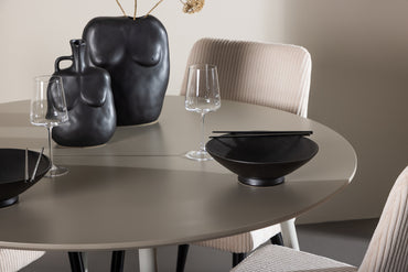 Leone & Plaza Matgrupp