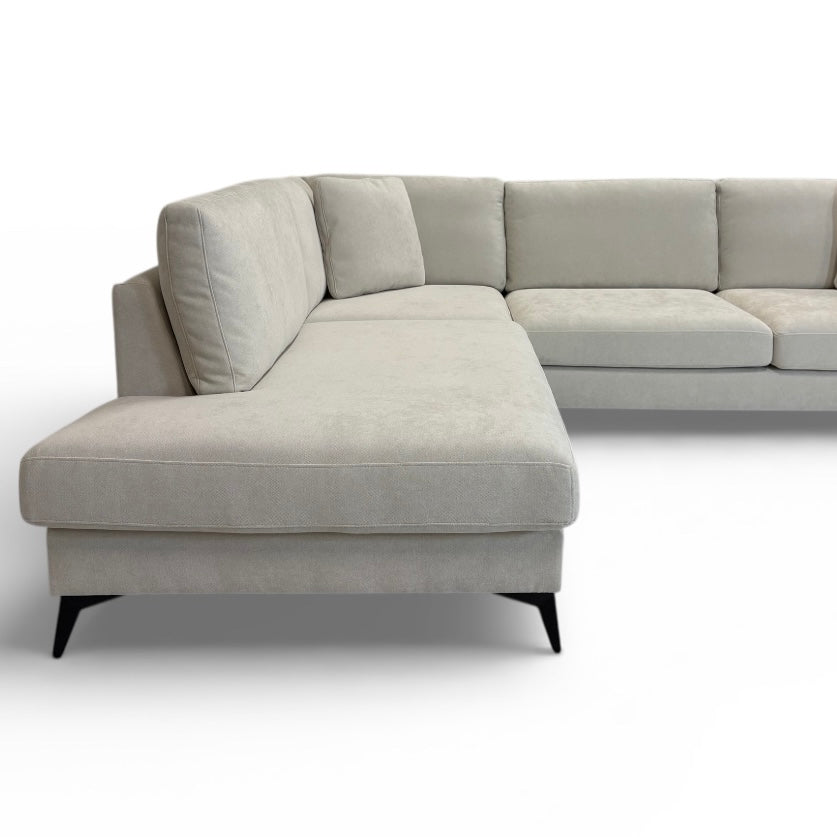 Äpple U-soffa i beige tyg | ICEHOME